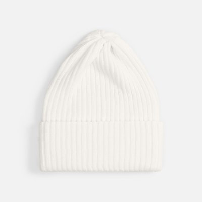 Шапка Yong, белая