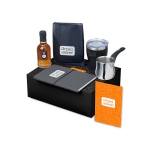 Подарочный набор Re:y. Routine с туркой, термокружкой и кофе Подарочный набор Re:y. Routine с туркой, термокружкой и кофе