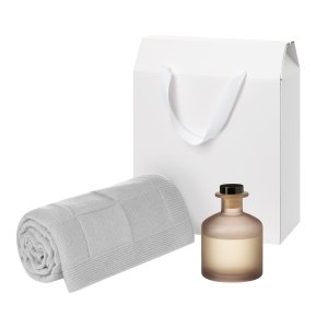 Подарочный набор Mizu, Cella Soft, бежевый (диффузор, плед) Подарочный набор Mizu, Cella Soft, бежевый (диффузор, плед)