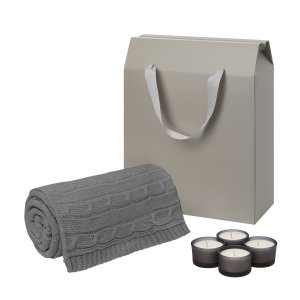 Подарочный набор Sento, Fado, серый (свечи, плед) Подарочный набор Sento, Fado, серый (свечи, плед)