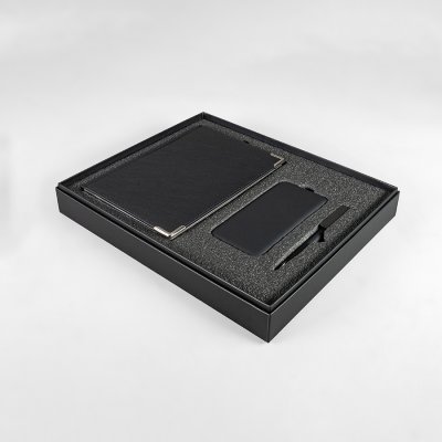 Набор подарочный KENNEDY: ежедневник, ручка и power bank в коробкес ложементом