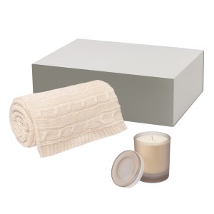 Подарочный набор Mizu, Fado (свеча, плед) Подарочный набор Mizu, Fado (свеча, плед)