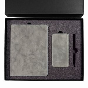Набор подарочныйEMBER: ежедневник и power bank в коробкес ложементом Набор подарочныйEMBER: ежедневник и power bank в коробкес ложементом