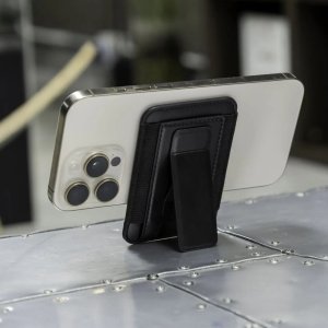 Картхолдер magsafe с подставкой для смартфона Wally stand, черный