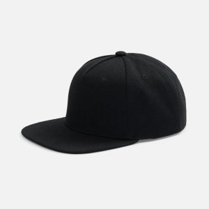 Бейсболка Epicore с прямым козырьком, черная Бейсболка Epicore с прямым козырьком, черная